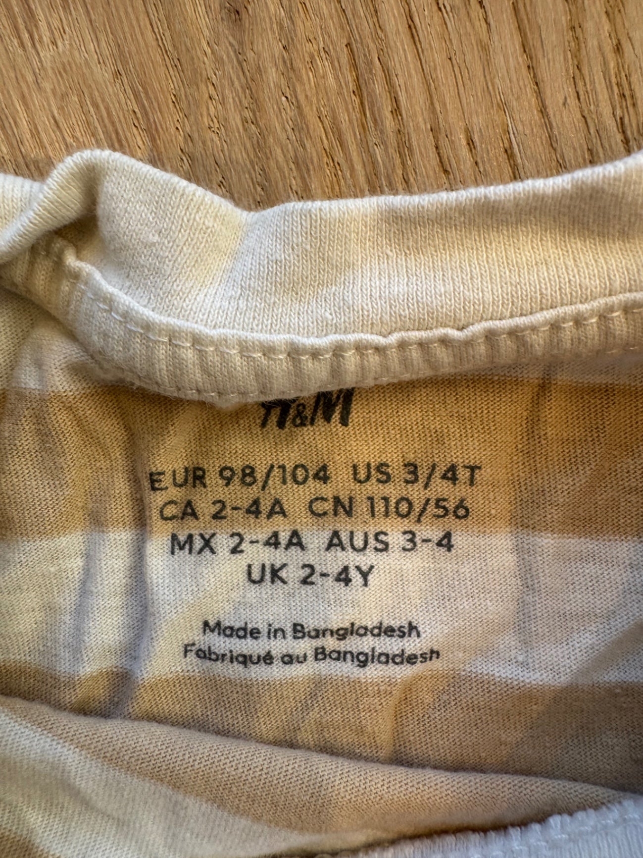 T-Shirt ~ 98/104 ~ H&M