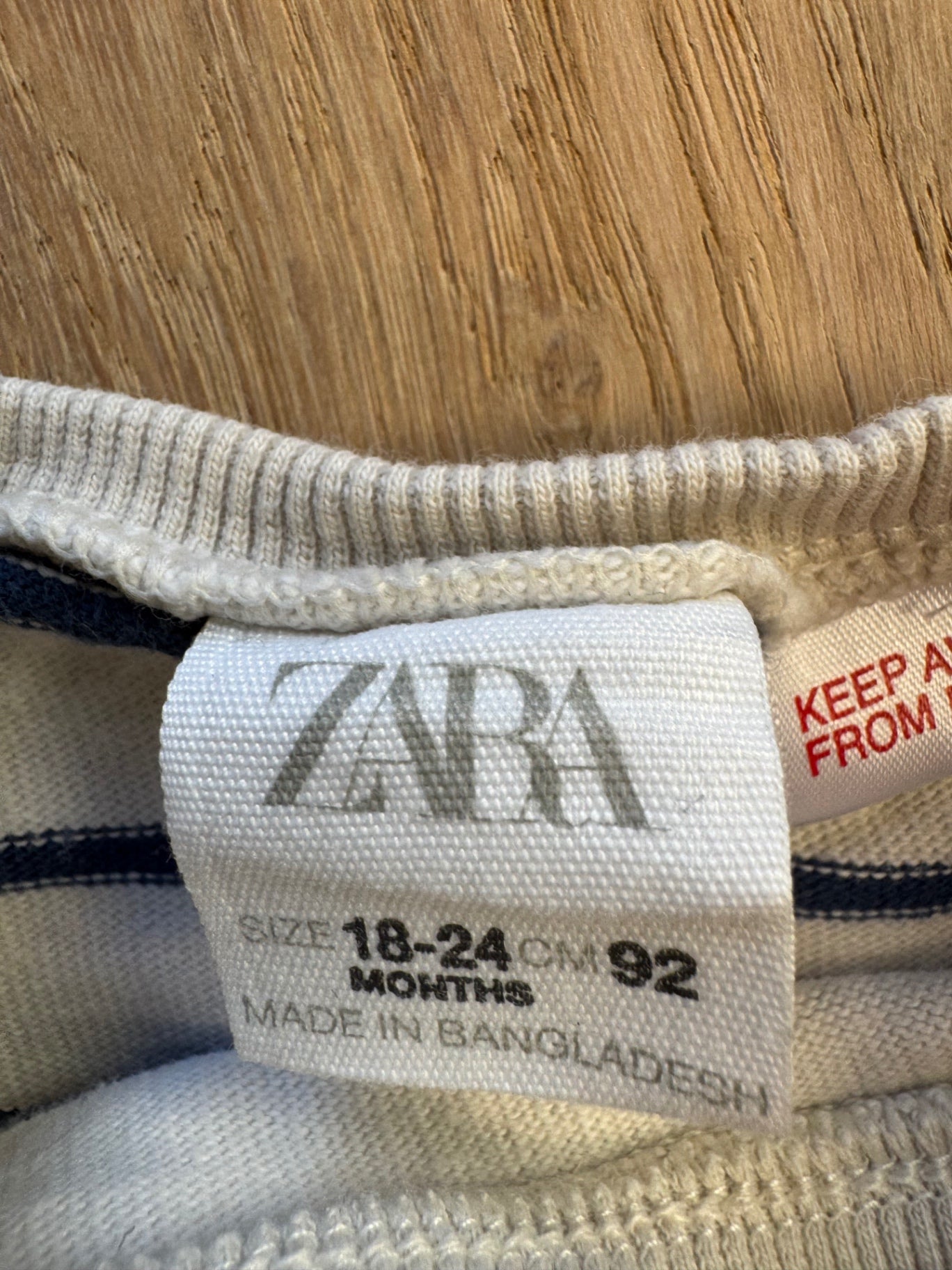T-Shirt ~ 86/92 ~ Zara