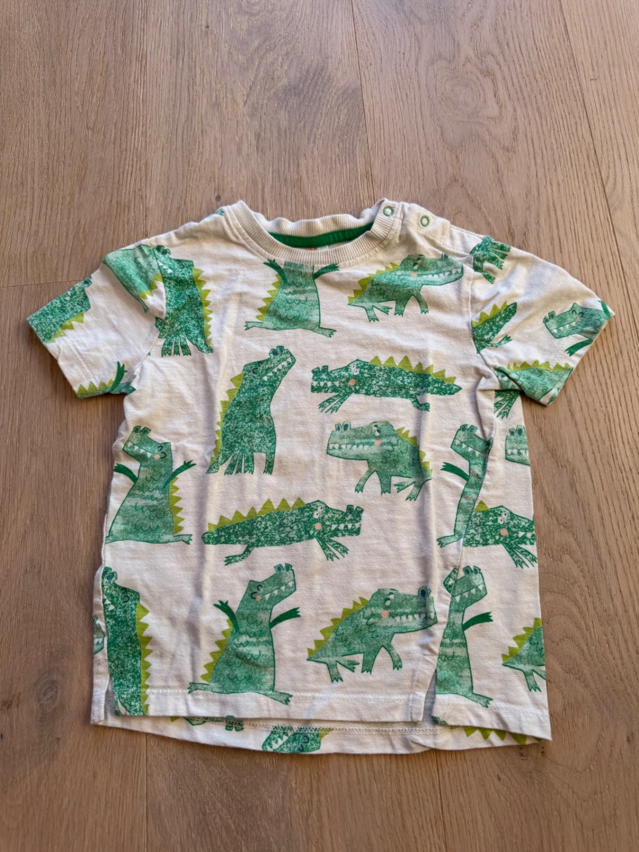 T-Shirt ~ 92/98 ~ Hema