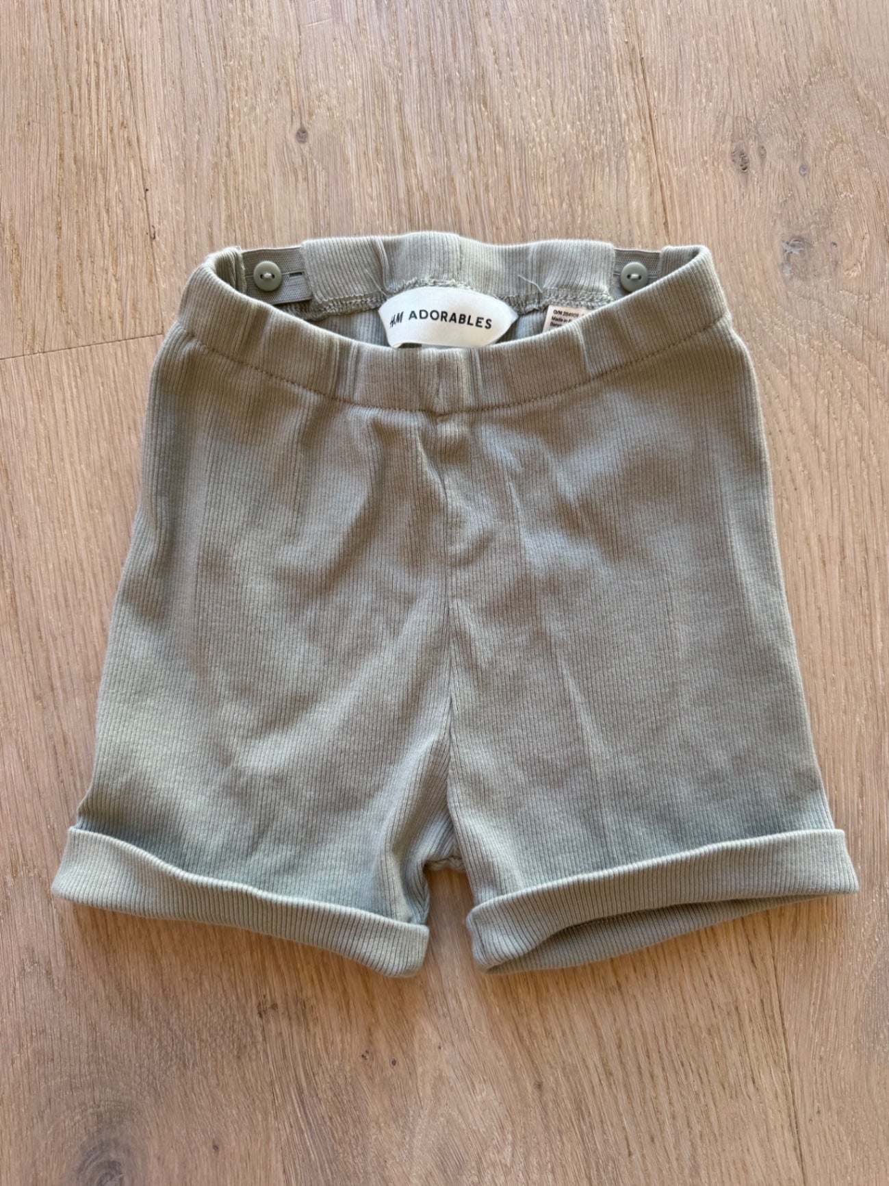 Shorts ~ 92/98 ~ H&M Adorables
