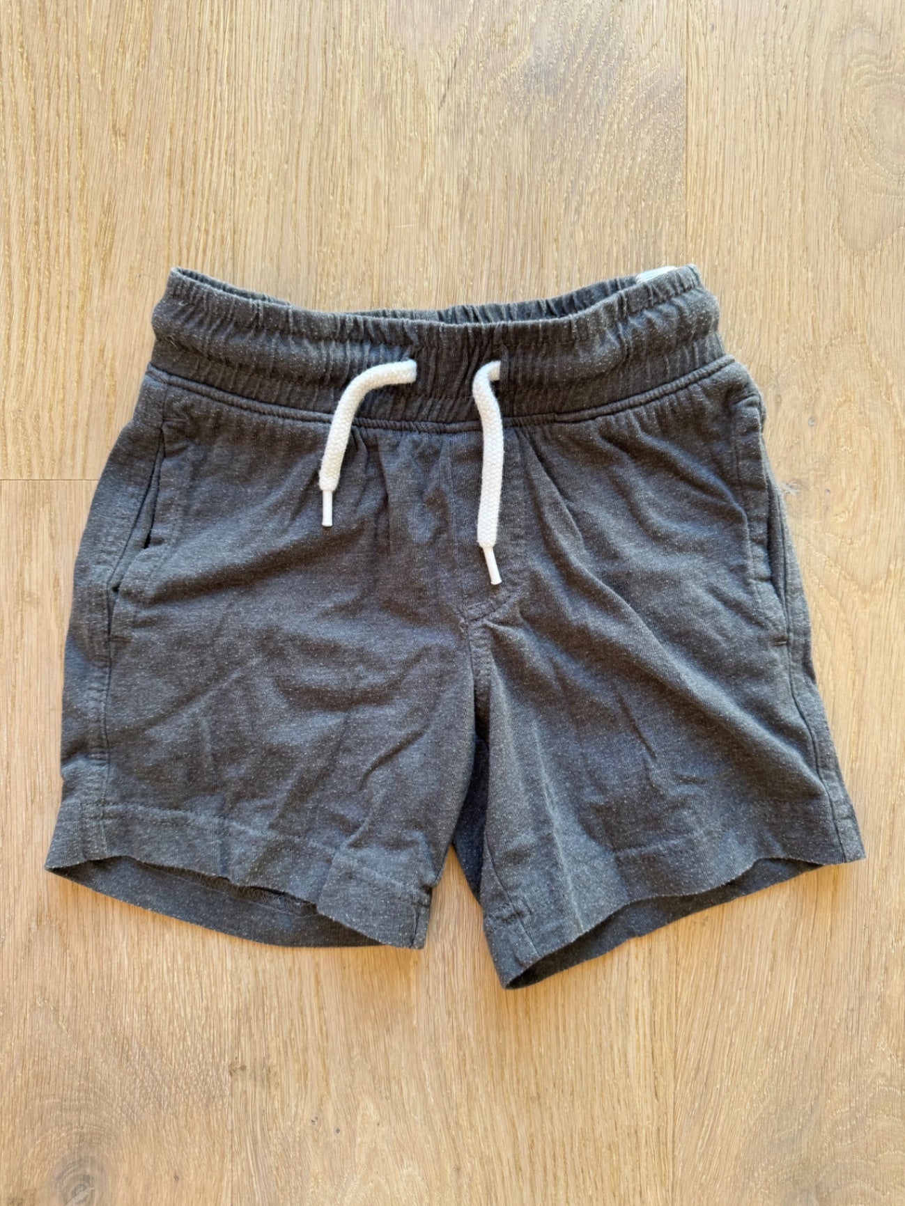 Shorts ~ 86/92 ~ C&A